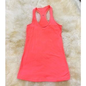 Lululemon tank top
